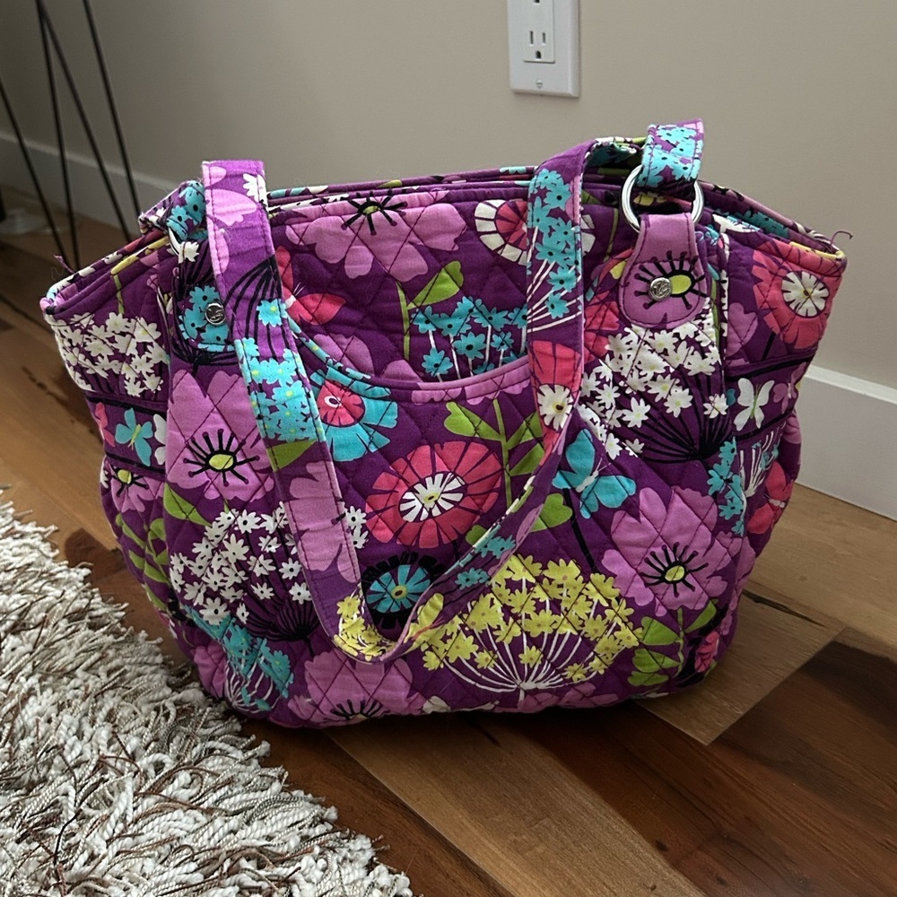 Vera Bradley Glenna Bag in Flutterby Print